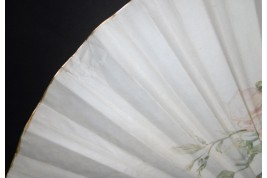 Roses, éventail vers 1880-1890