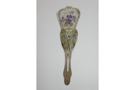 Violettes, éventail de curiosité vers 1904