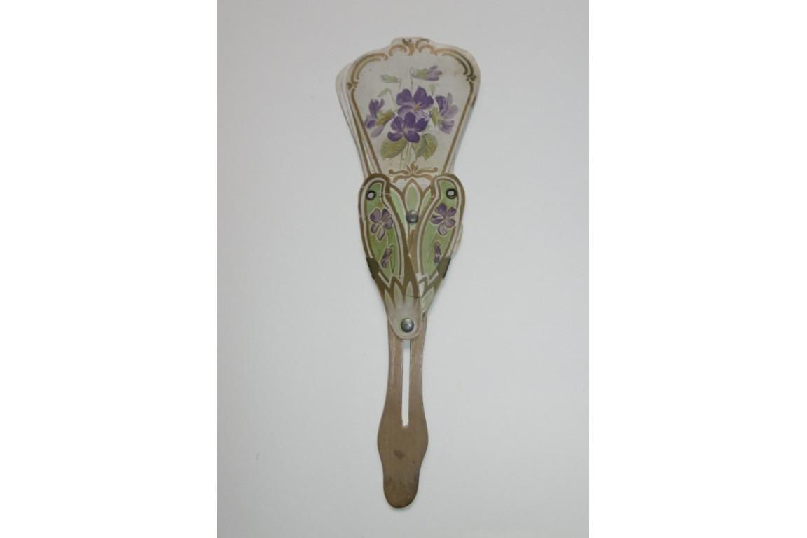 Violets, curisosity fan circa 1904