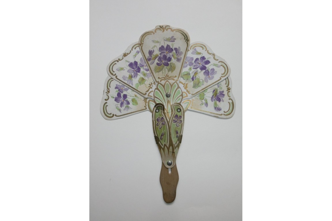 Violets, curisosity fan circa 1904