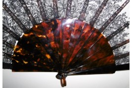 Flowers in Chantilly, lace fan, circa 1870