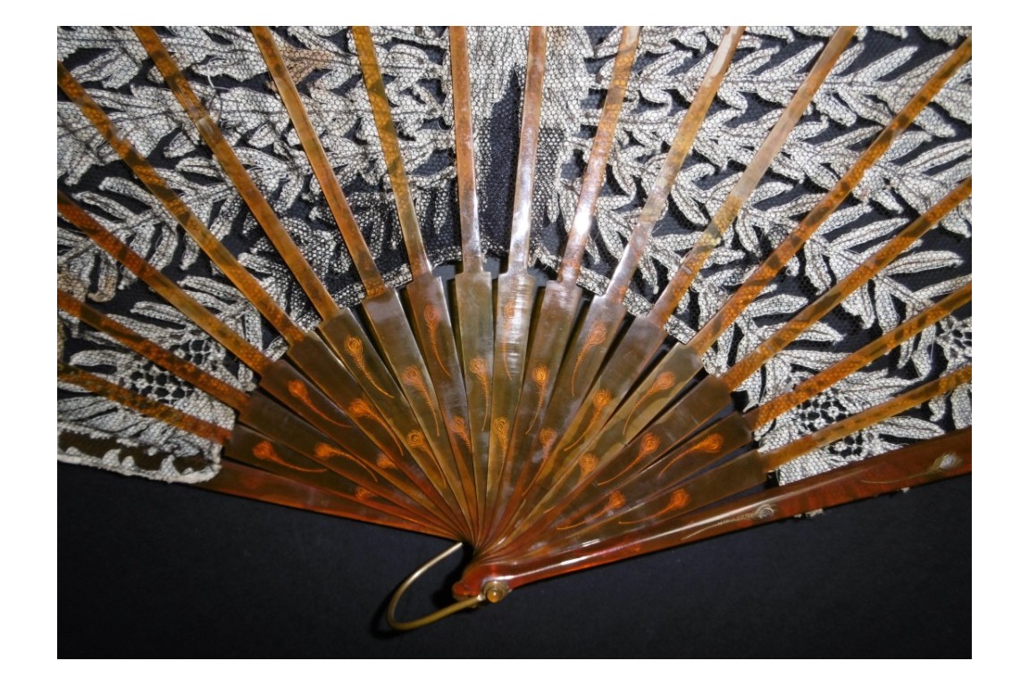 Peacock by Kees, fan circa 1900-1910