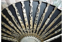 The weight of love, system fan, 18th & 19th century