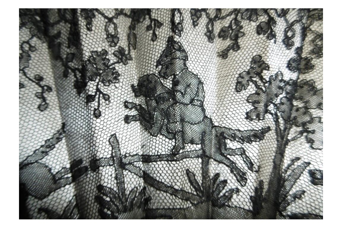 The jockey bears, fan circa 1900 (?)
