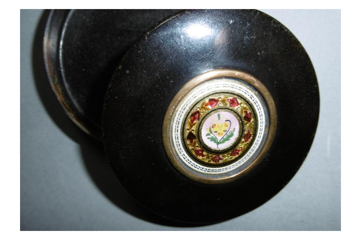 Pansy / Thought, snuffbox for friendship, 19th century