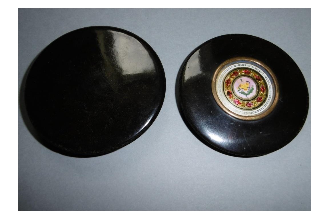 Pansy / Thought, snuffbox for friendship, 19th century