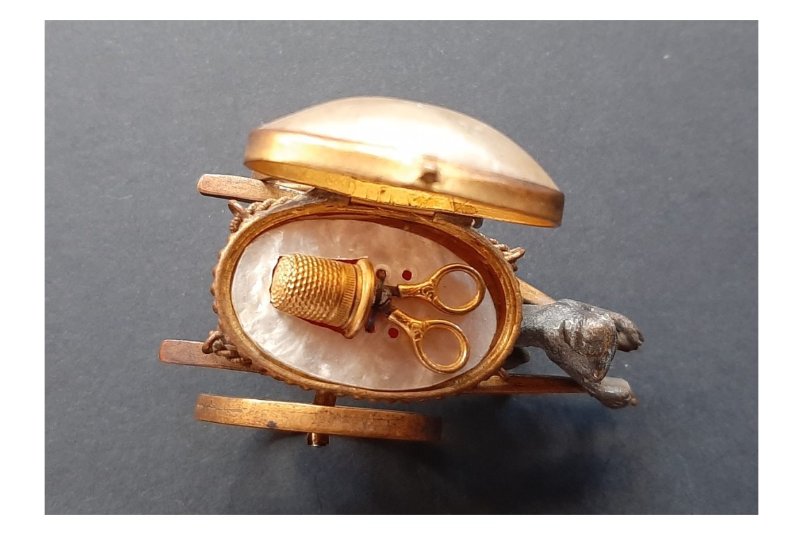 Monkey, miniature sewing kit, 19th century