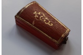 Miniature or doll sewing necessaire, 19th century