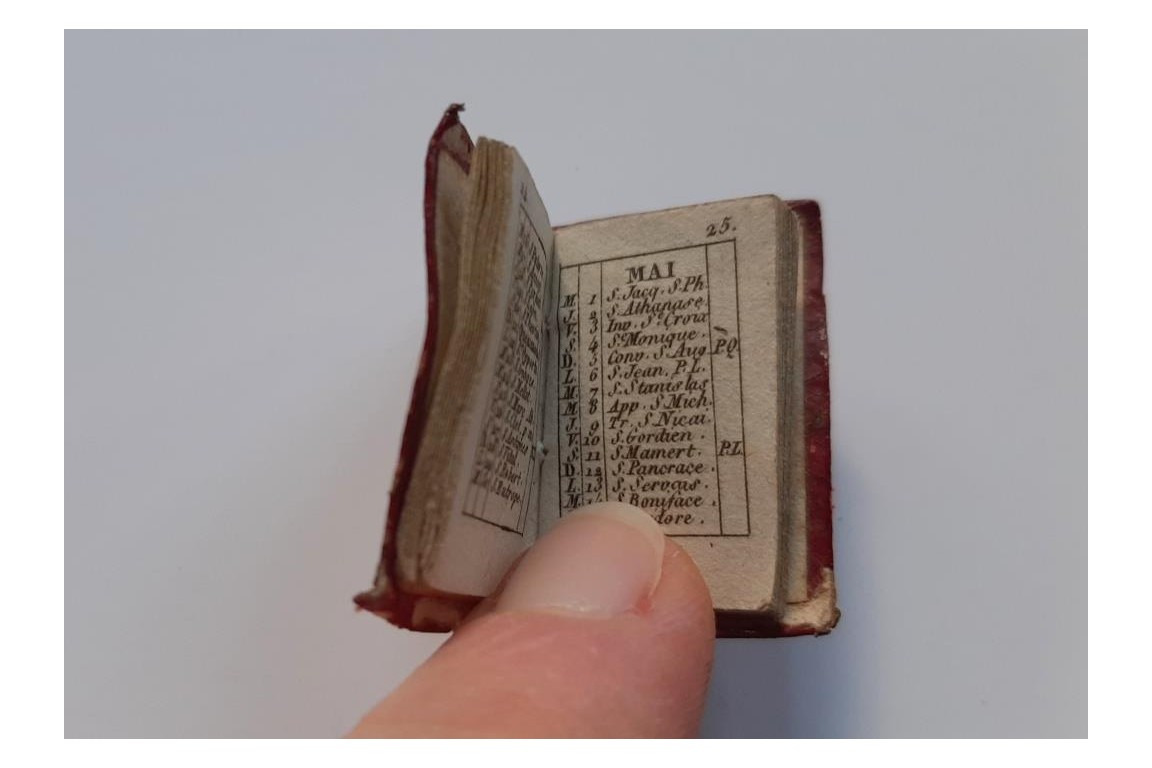 Le petit Echo de Momus, livre minuscule de 1816