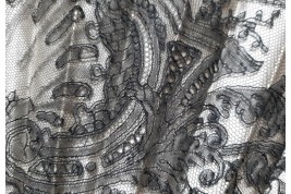 Shell, Chantilly lace fna, circa 1870-80