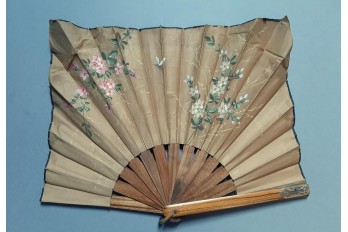 Éventail mouchoir, vers 1900