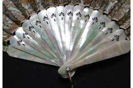 Cashmere flowers, fashion fan,  late 19th century