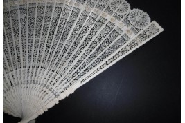 Neo-Gothic rosettes, fan circa 1835-40