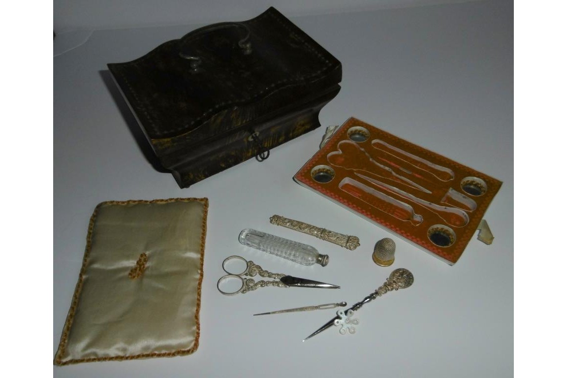 Sewing set, Charles X period