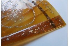 Écaille rococo, éventail fin XIXème