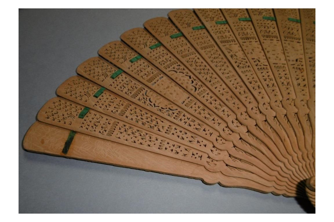 Sandalwood, Chinese fan, 19th century