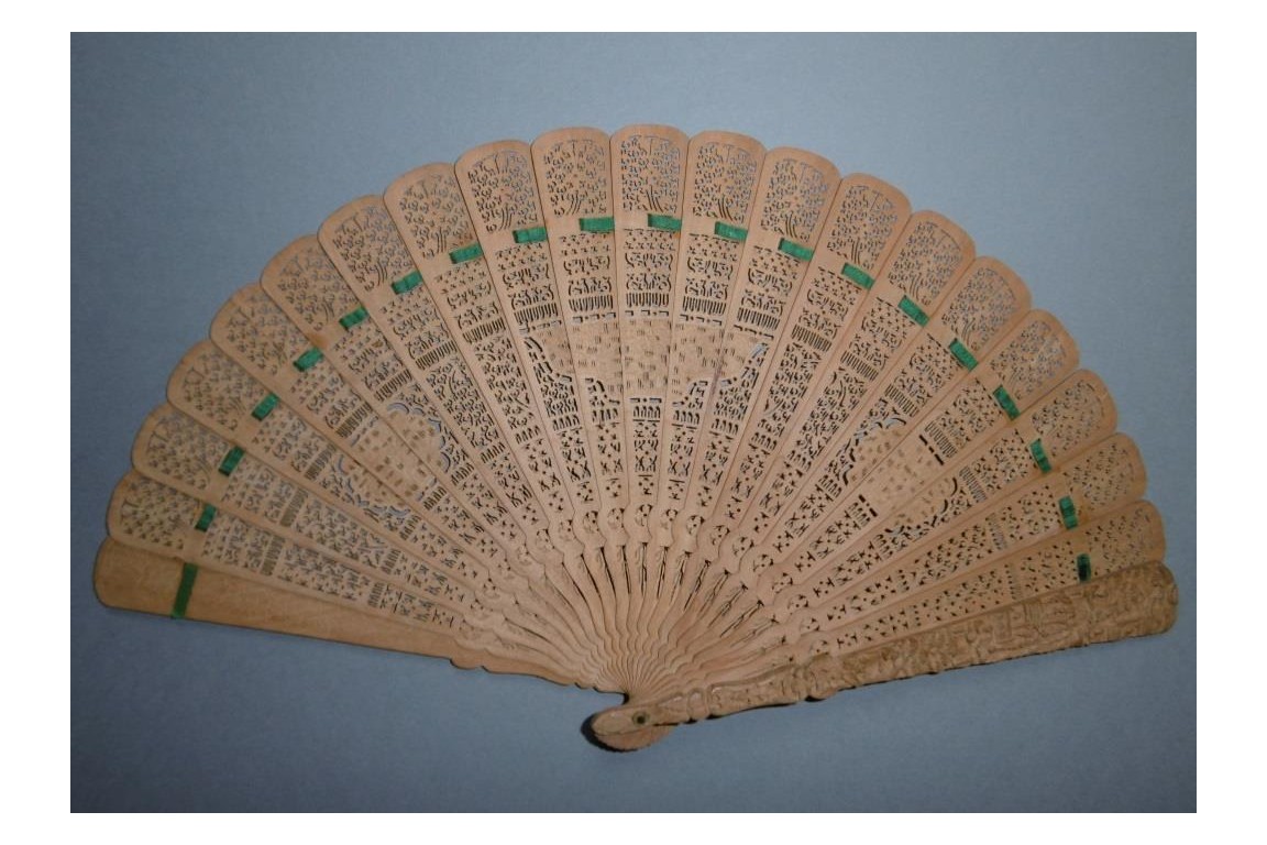 Sandalwood, Chinese fan, 19th century