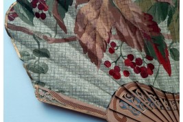 Wild grappe, fan circa 1900-1920