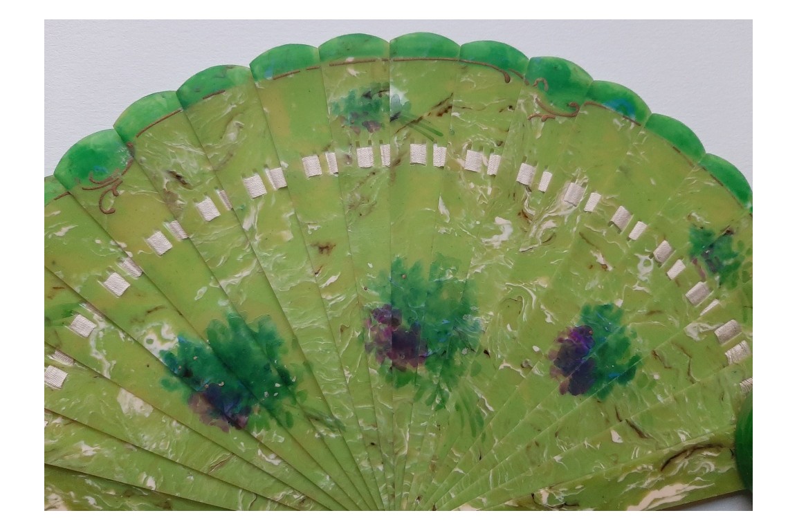 Beauty set, Art Deco novelty fan