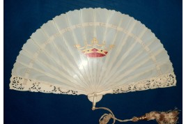 Lily of the valley for a Marquise, late 19th fan