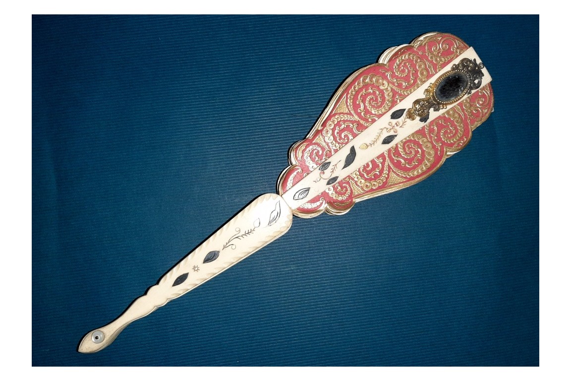 Miroir et palmettes, éventail vers 1860