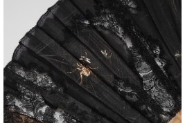 Spiders of love, late 19th cnetury fan