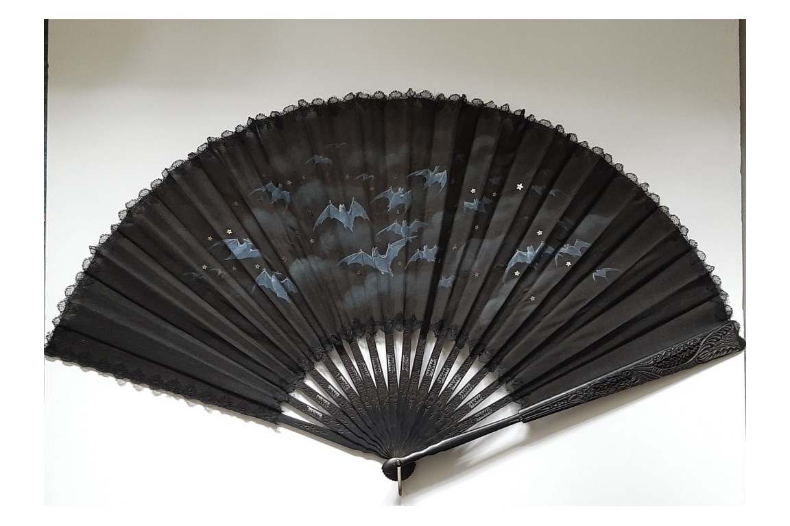 La nuit des chauve-souris, éventail vers 1890-95