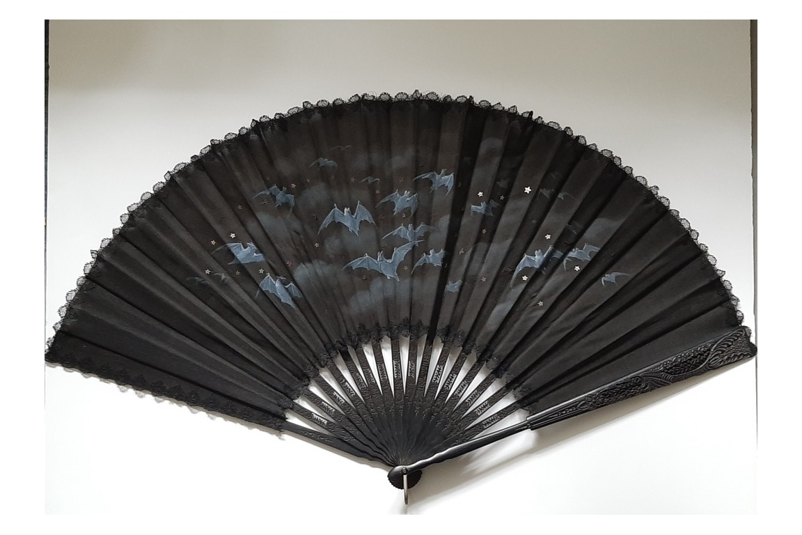 The night of the bats, fan around 1890-95