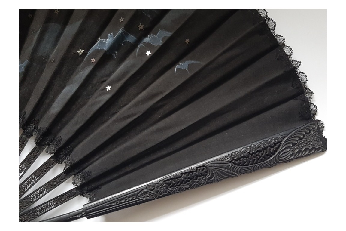La nuit des chauve-souris, éventail vers 1890-95