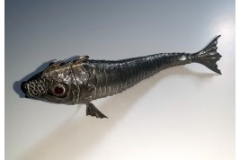 Poisson, boîte en argent XXème