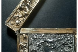 Putti jouant avec un bouc, porte-carte, Elkington 1850-1900