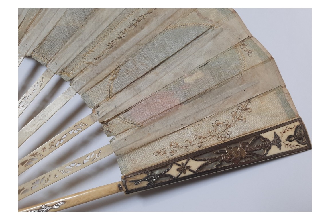 Puppets and the lovers, fan circa 1770-80