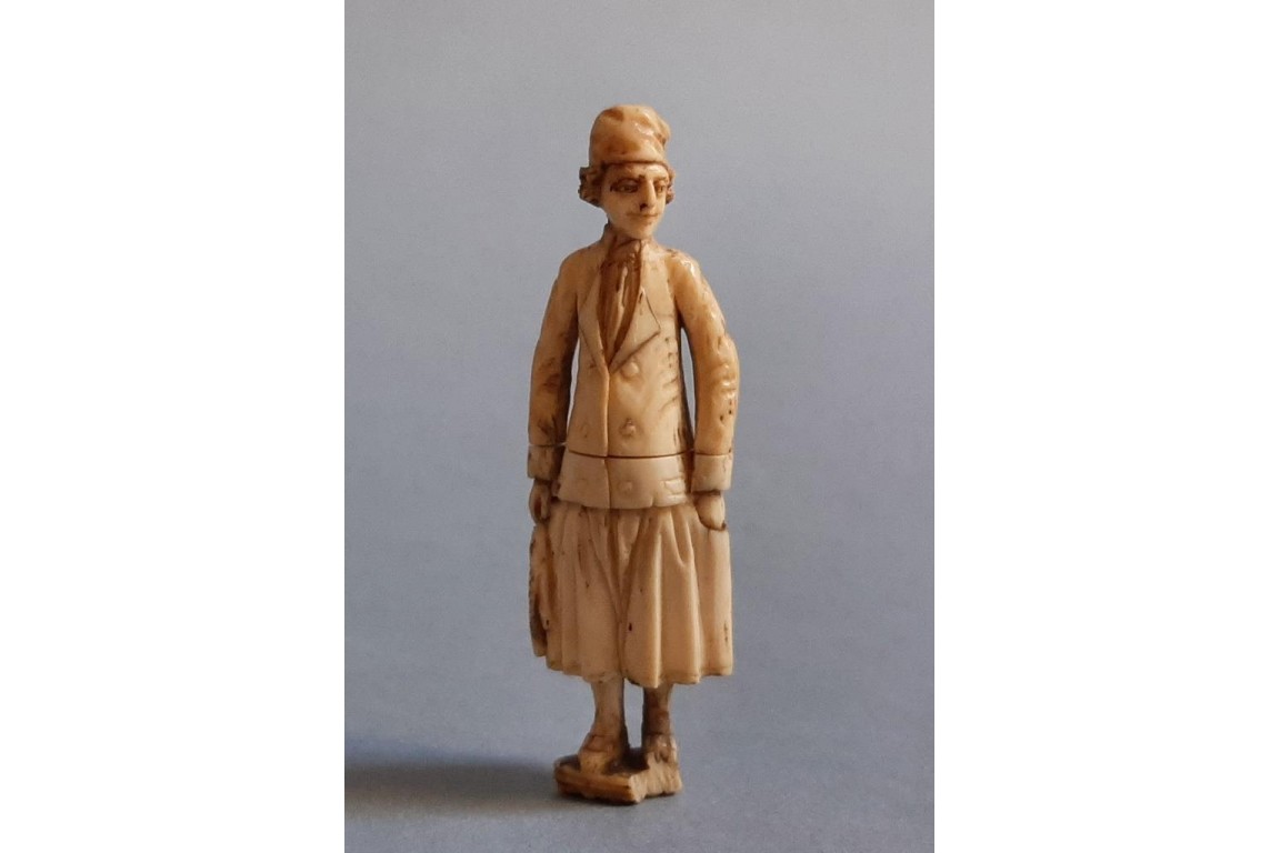 The Polletais fisherman or the art from Dieppe, 19th century needle case