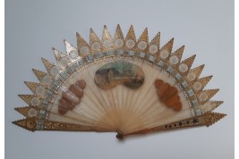 Small landscape with ruins, fan circa 1825-30