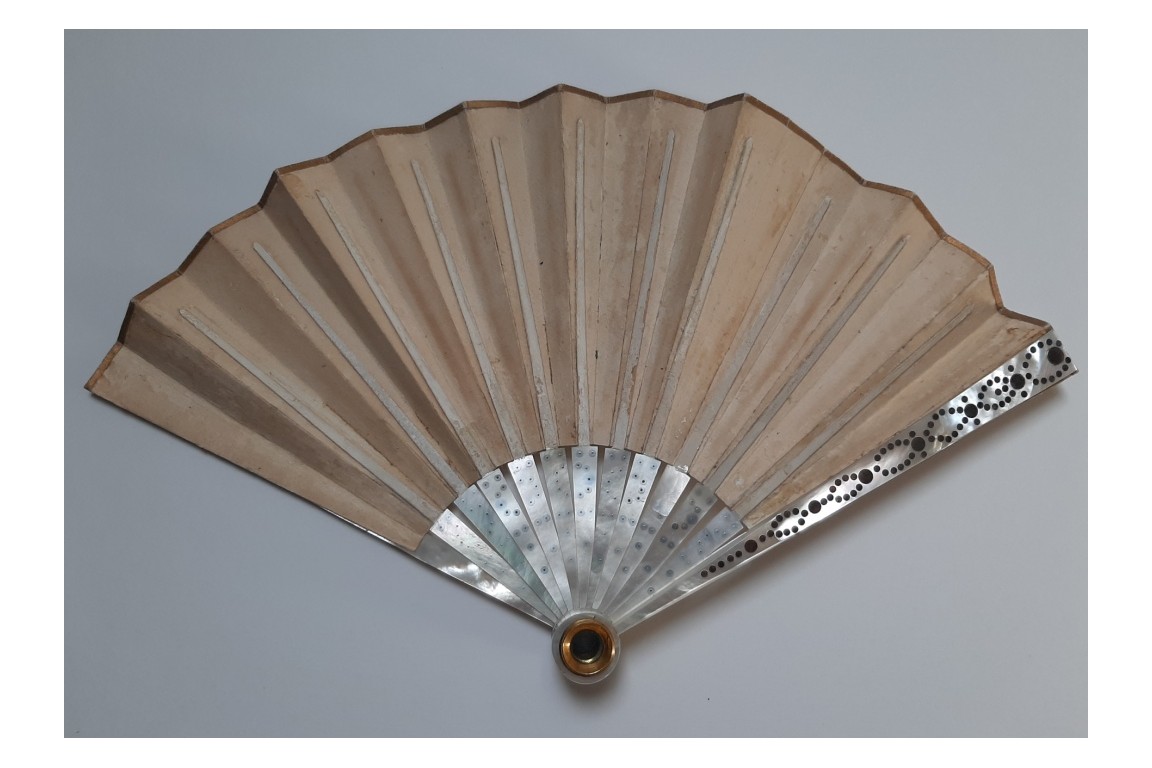 The king of Rome and his dog, lorgnette fan, circa 1816