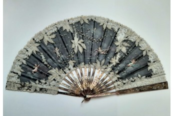 Angels by Aubert, fan circa 1885-95