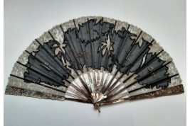 Les cupidons d'Aubert, éventail vers 1885-95