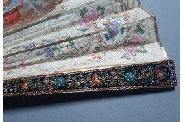 Precious gallantry, French fan, period Charles X