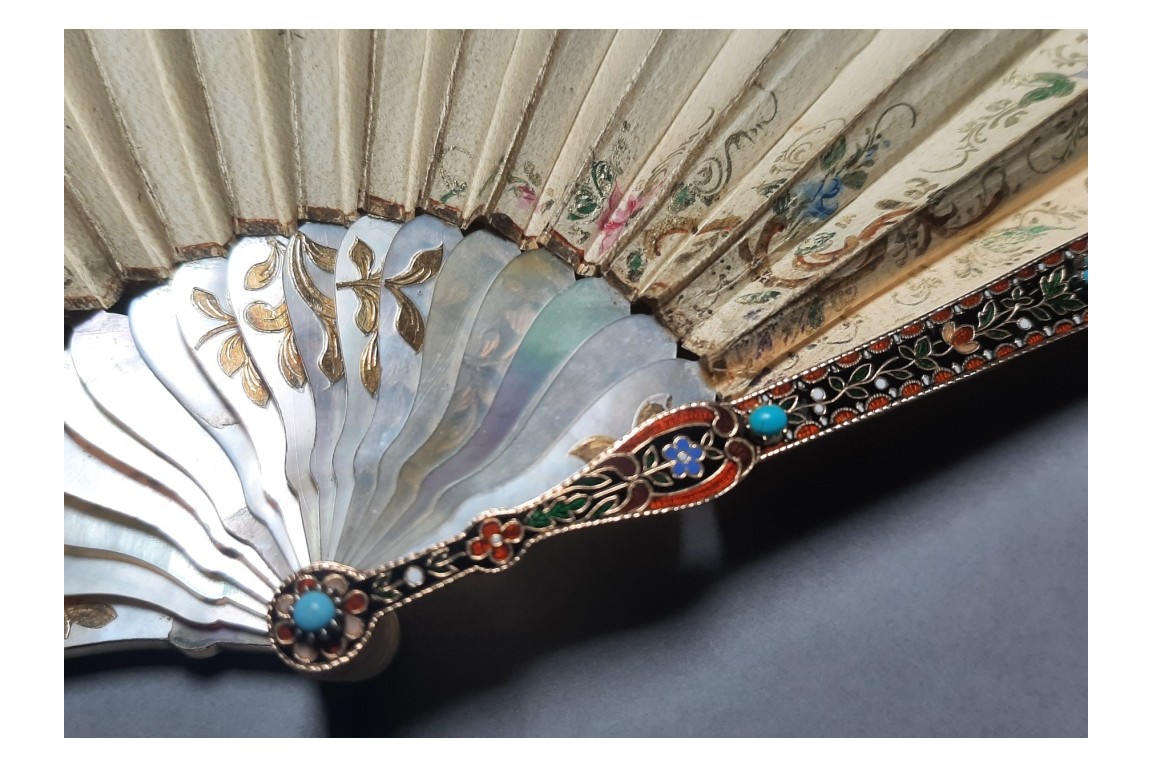 Precious gallantry, French fan, period Charles X