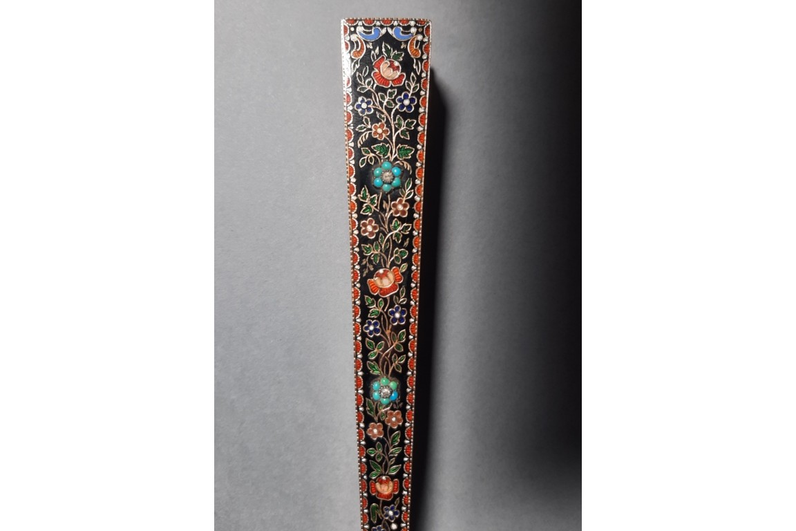 Precious gallantry, French fan, period Charles X