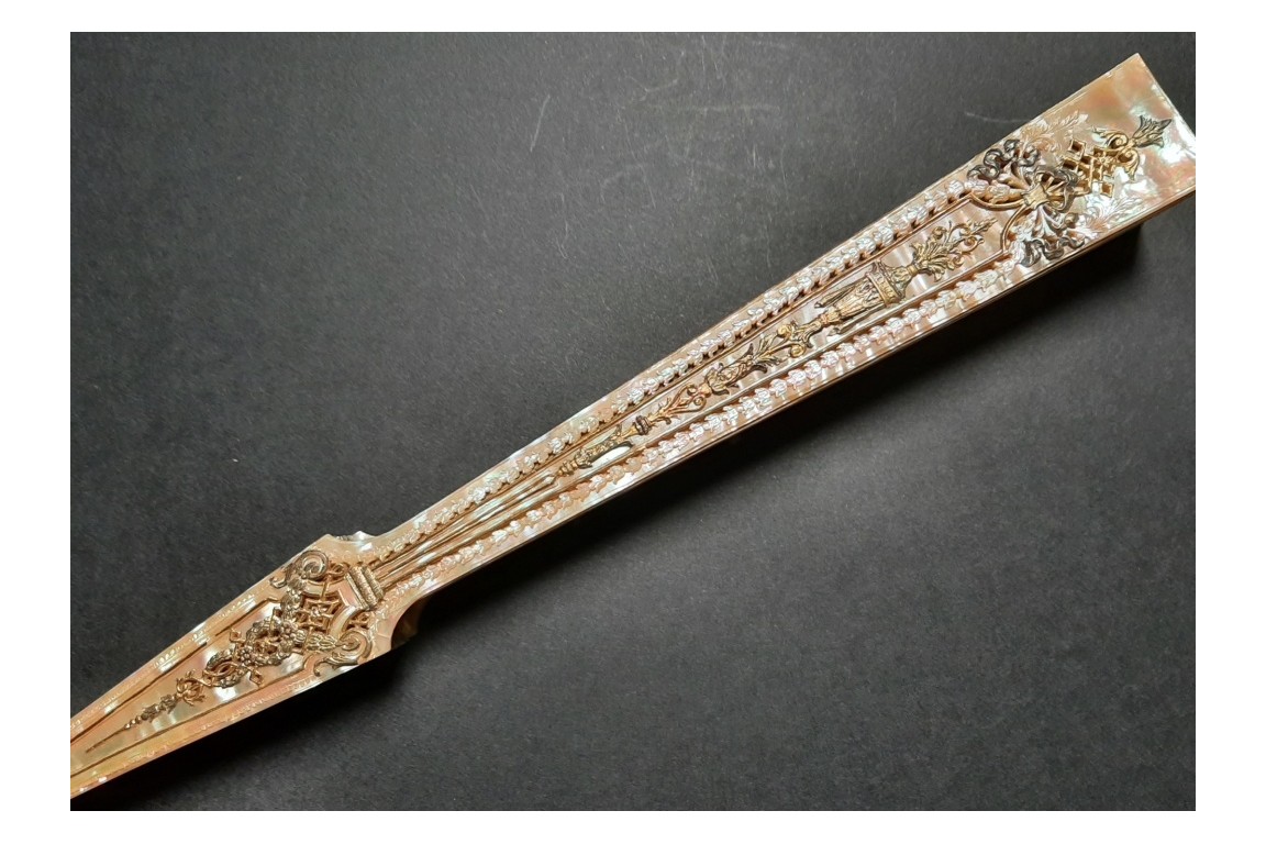 To the rhythm of love, fan by Donzel around 1865-70