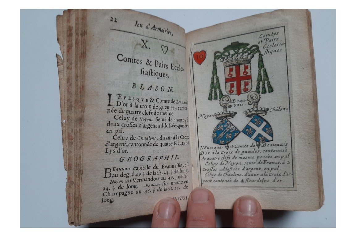 Jeu d'armoiries des souverains de Claude Oronce Finé, livre de cartes, 1665