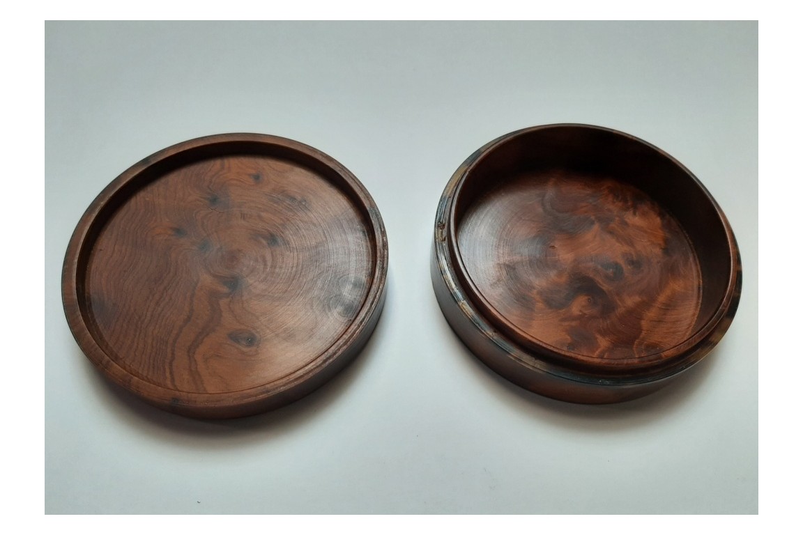 Flowers, 19th snuffbox