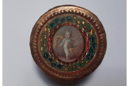 The girl and the white mouse, 19th century snuffbox