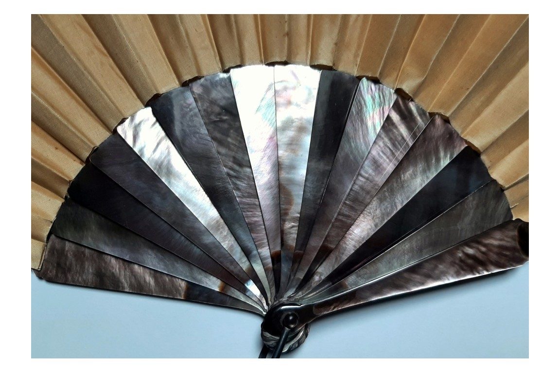 Riou's tribute, fan circa 1880