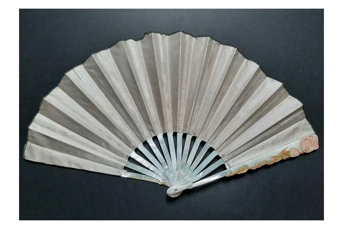 Parrow tulips, fan by Lucien Darpy circa 1901-1902