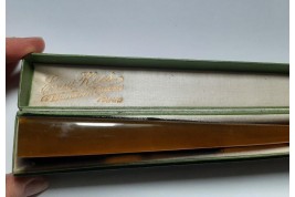 Frou-frou or trompe-l'oeil of triple cabriolet, fan circa 1920-30