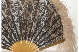 Pleureuse veil, Art deco fan circa 1922