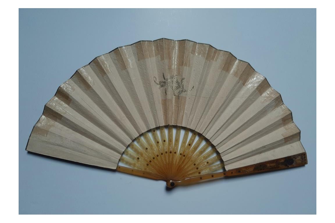 Shades of Dance, ombré fan circa 1824-26