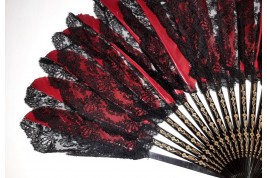 Lace and feather, early 20th fan